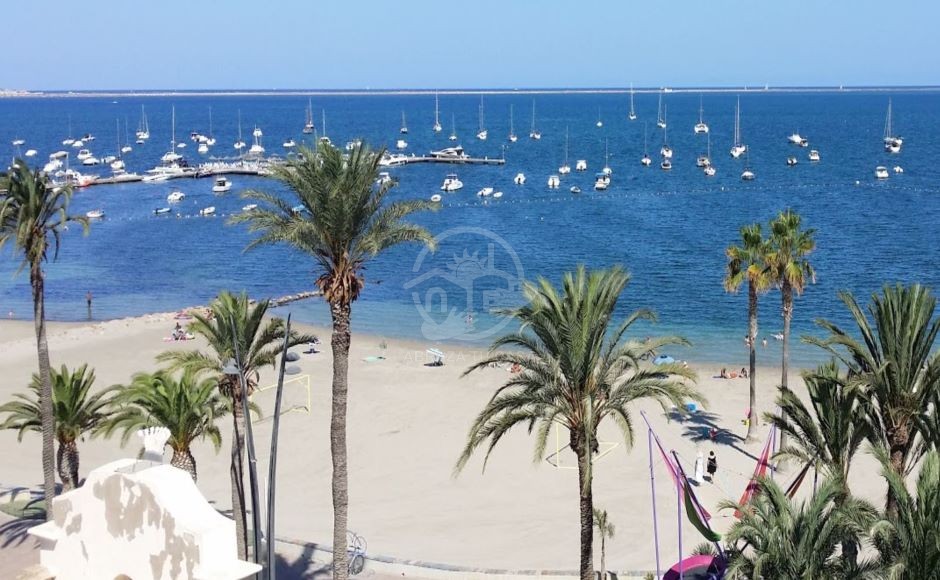 2022-02-01 16_07_35-Playa de Santiago de La Ribera beach on the map with photos and reviews 🏖️ Beac
