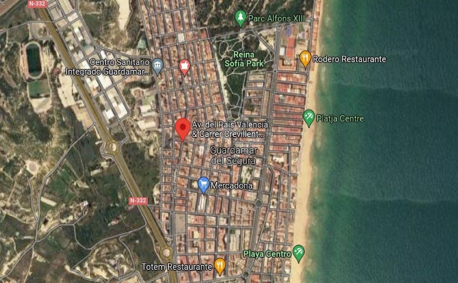2022-01-04 08_33_22-Av. del País Valencià & Carrer Crevillent - Google Maps